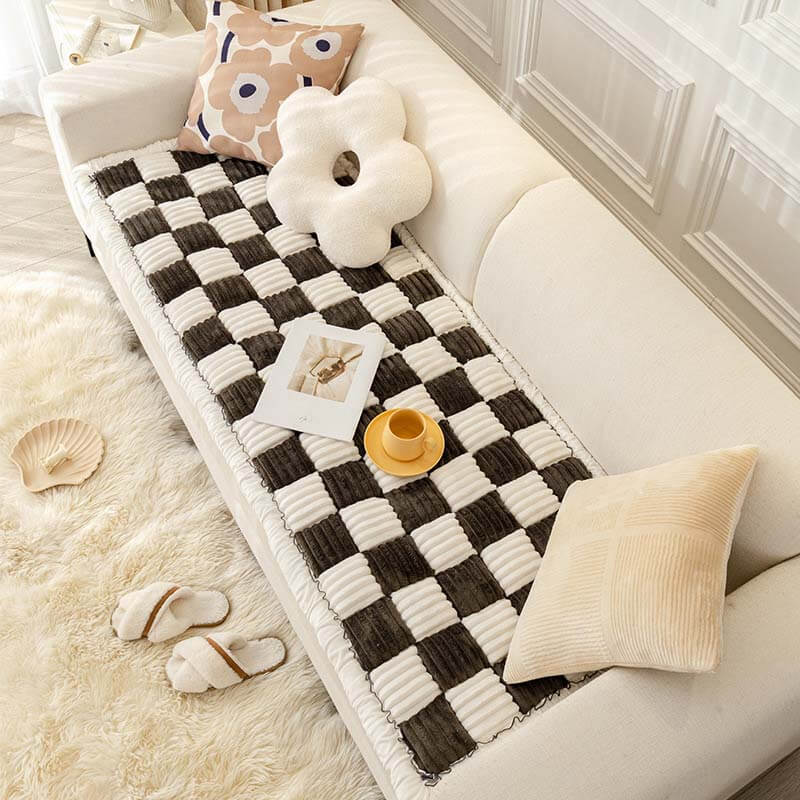 Cream Plaid Fuzzy Pet Mat